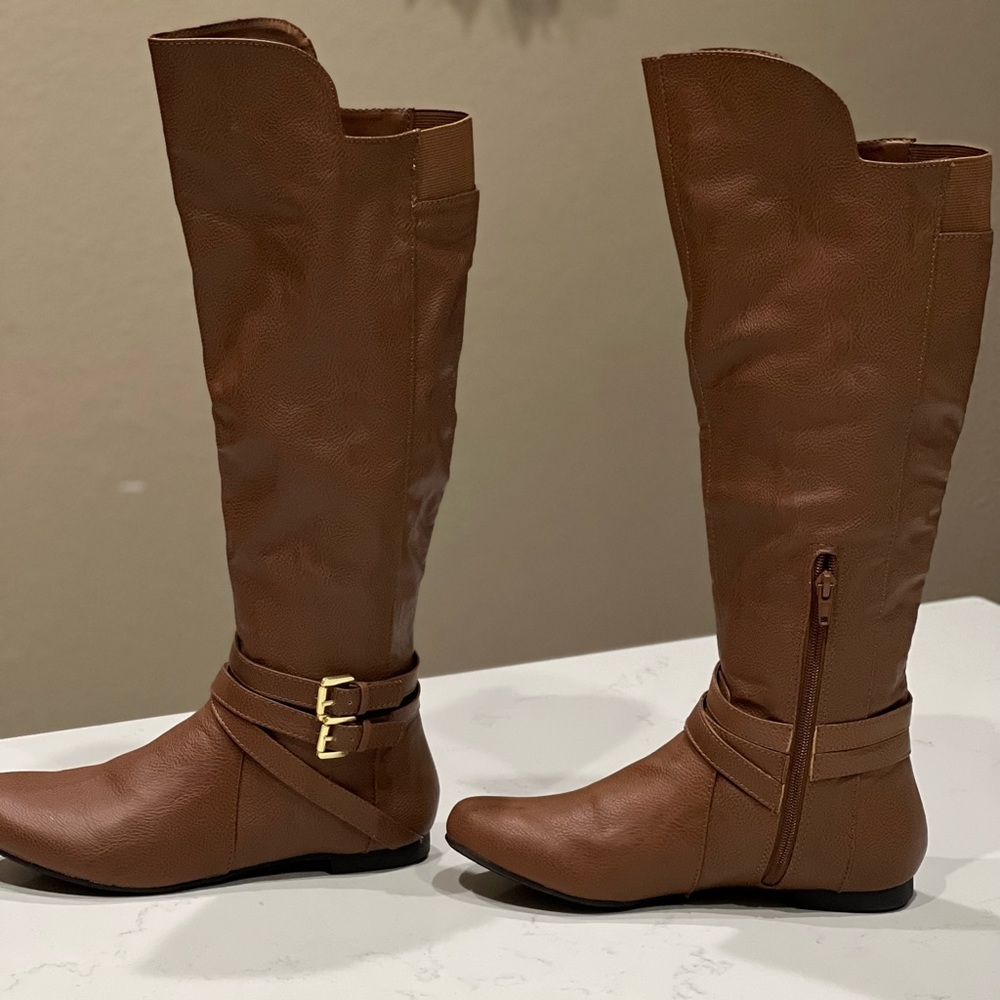 “BRAND NEW” Fergalicious Rodeo Brown Knee High Boots, 8.5